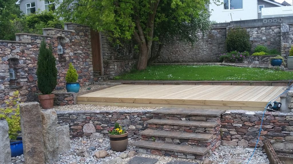 bespoke garden deck